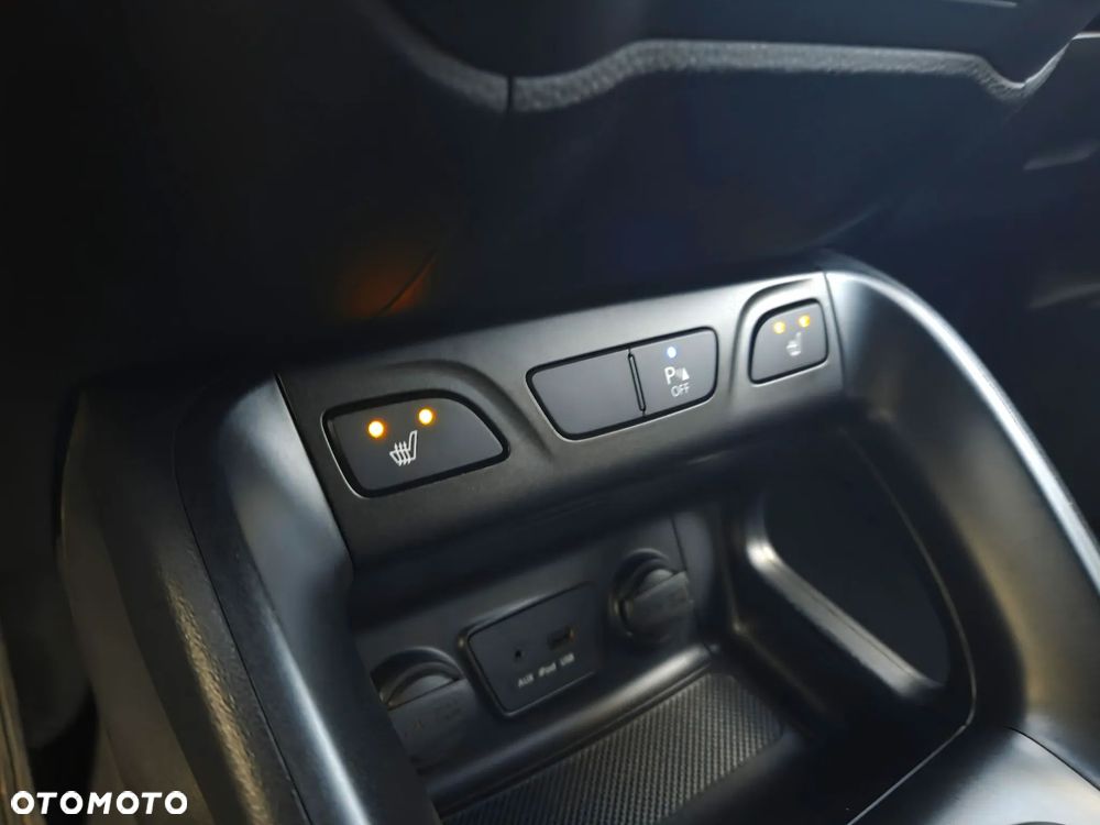 Hyundai ix35 2.0 4WD Style - 17