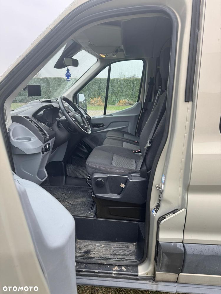 Ford Transit - 10