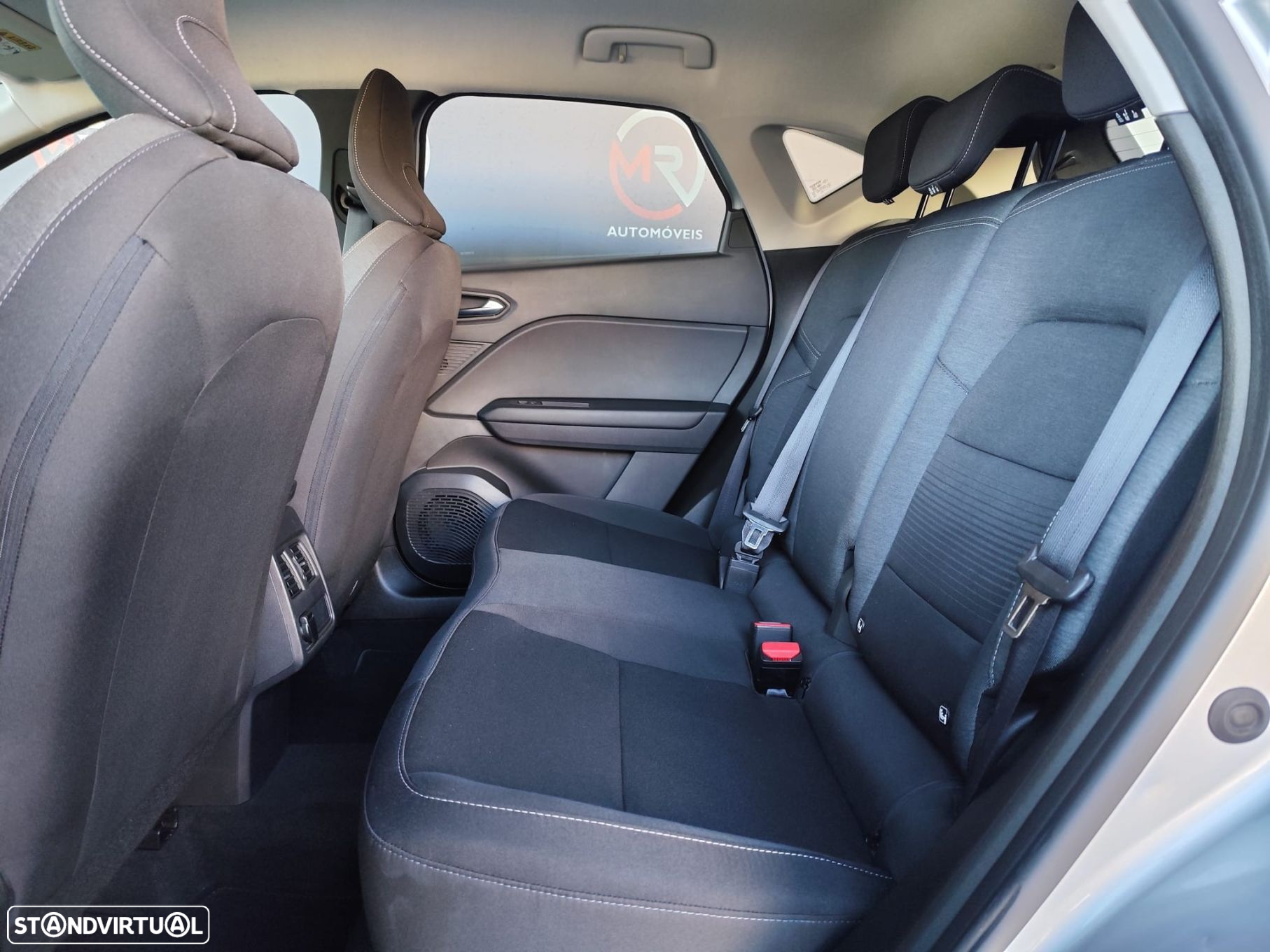 Renault Captur - 24