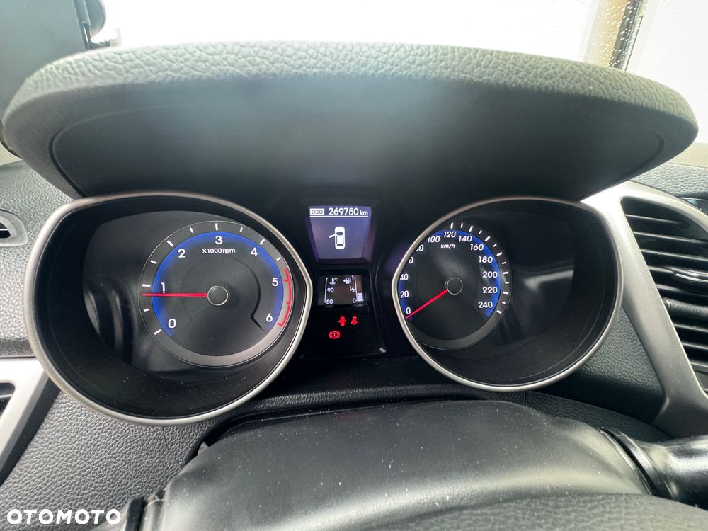Hyundai i30 - 22