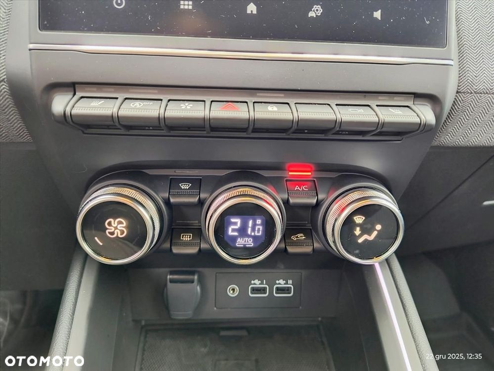 Renault Clio 1.0 TCe Techno - 10