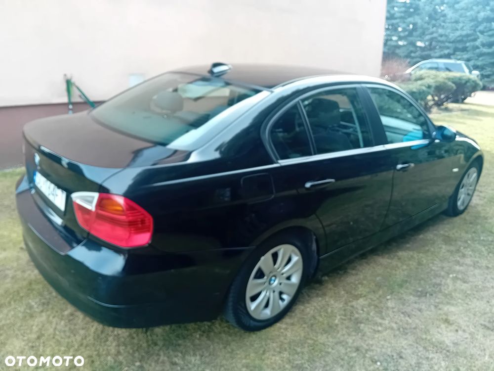 BMW Seria 3 318i Edition Exclusive - 12