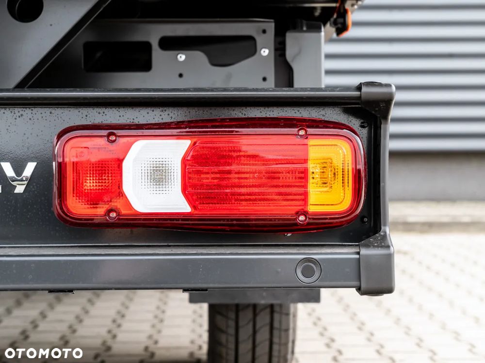 Iveco Daily 35S18HD doka ze skrzynią fabryczną - 9