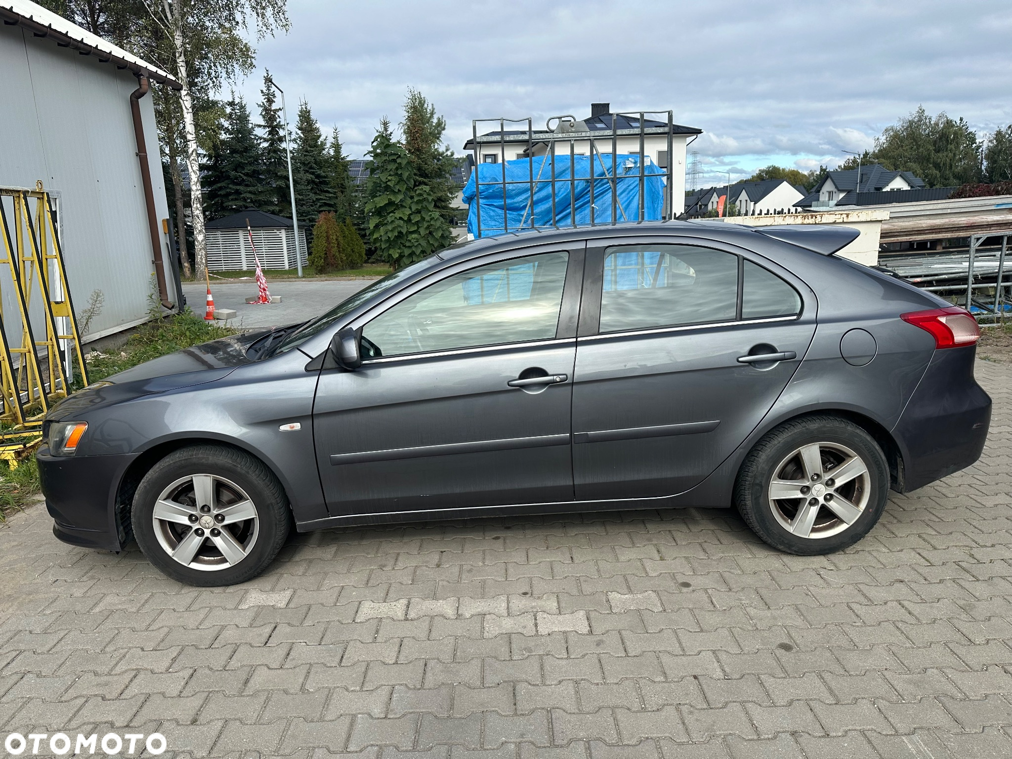 Mitsubishi Lancer - 3