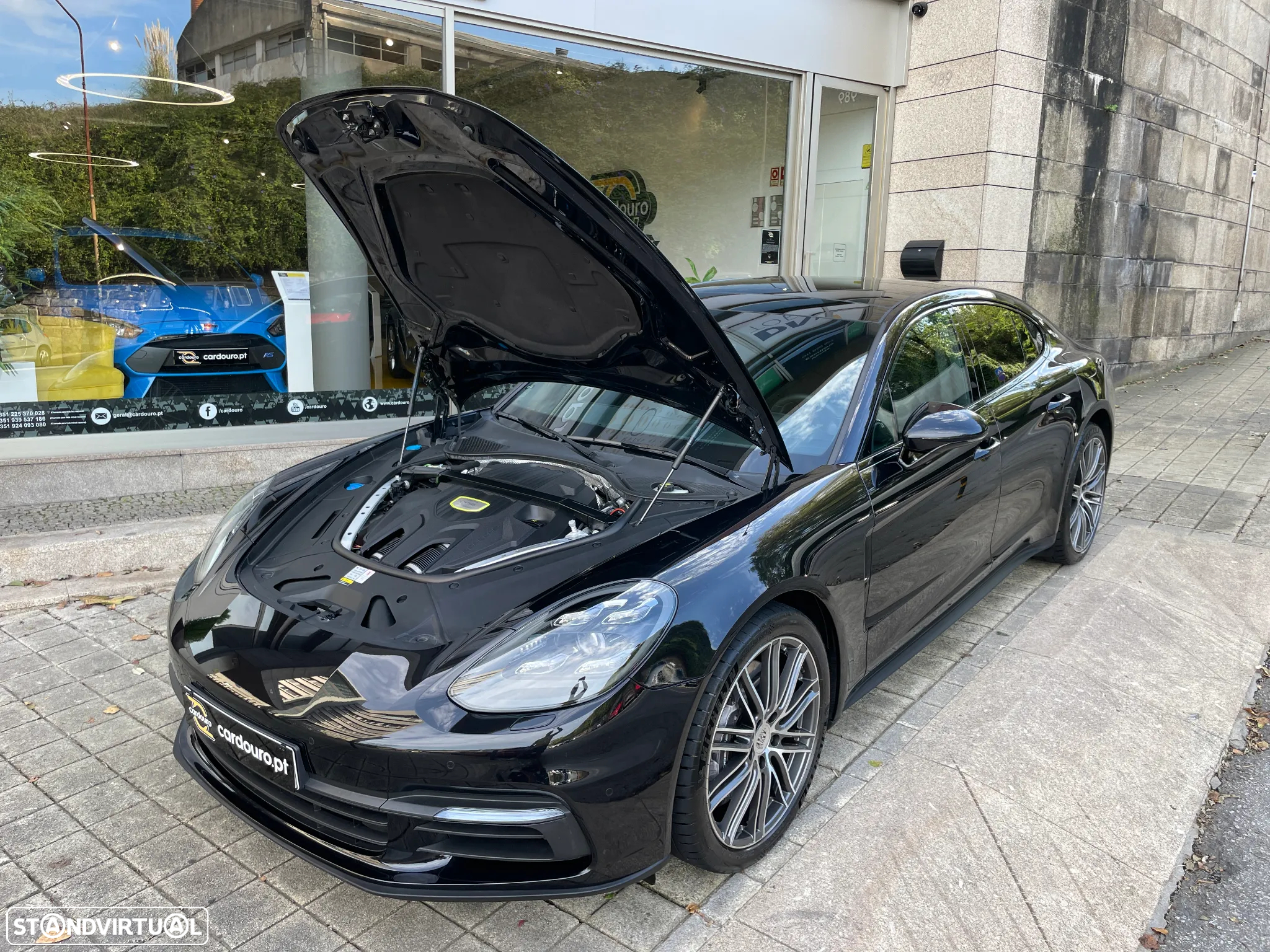 Porsche Panamera 4 E-Hybrid - 46