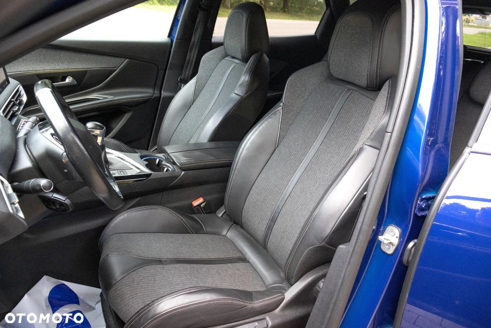 Peugeot 3008 1.6 BlueHDi Allure S&S - 26