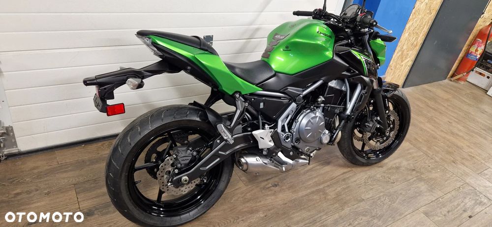 Kawasaki Z 650 - 6