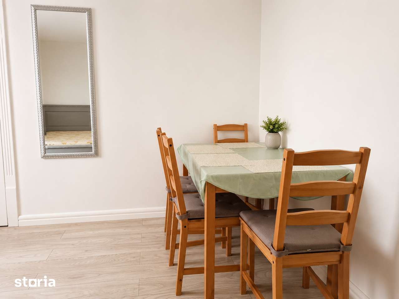 Apartament 2 camere, zona centrală, Rădăuți — fotografia 3