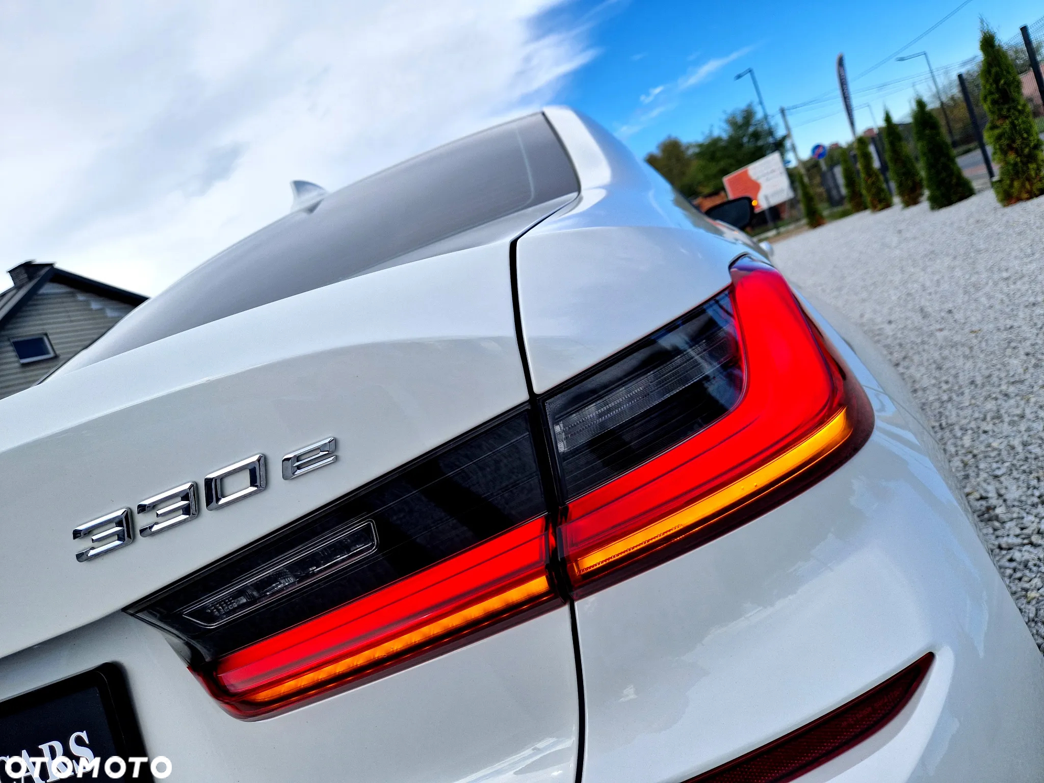 BMW Seria 3 330e M Sport sport - 35