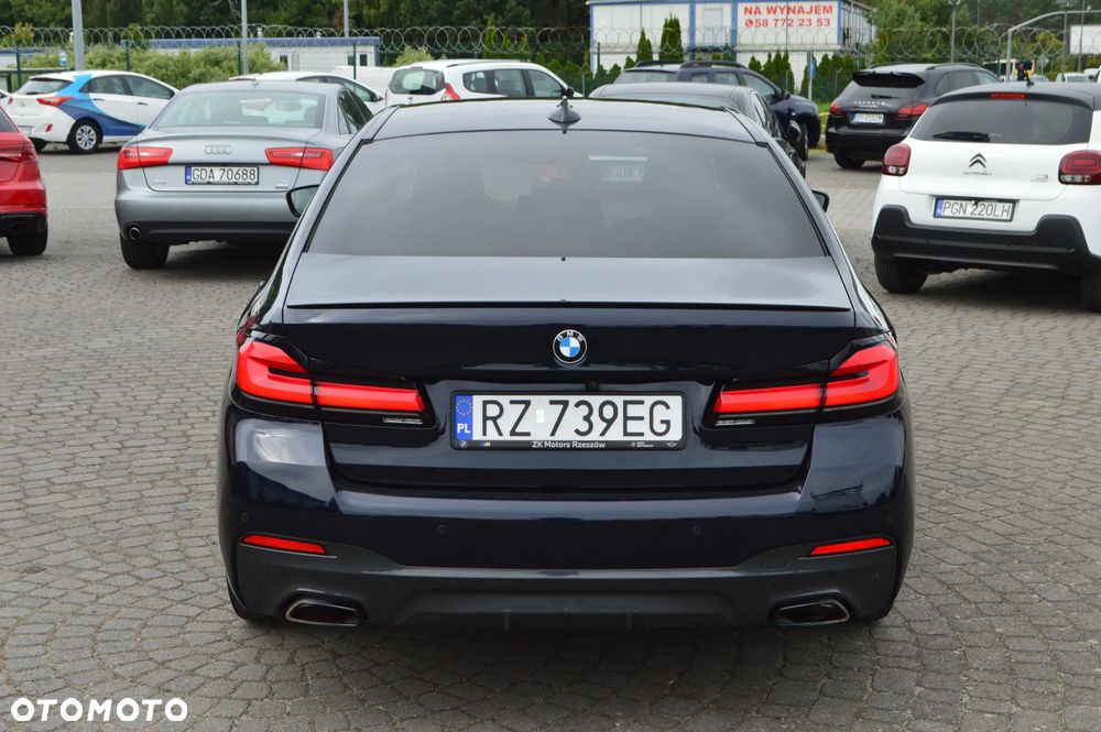 BMW Seria 5 520d MHEV Sport - 8