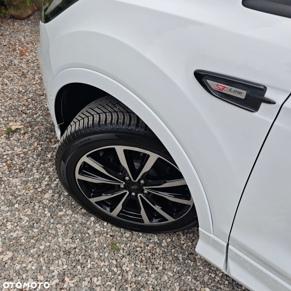 Ford Kuga 1.5 EcoBoost 2x4 ST-Line - 29