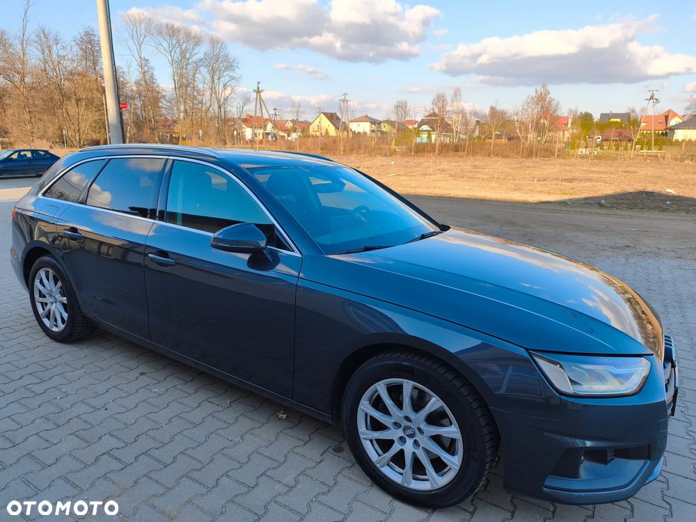 Audi A4 Avant - 10