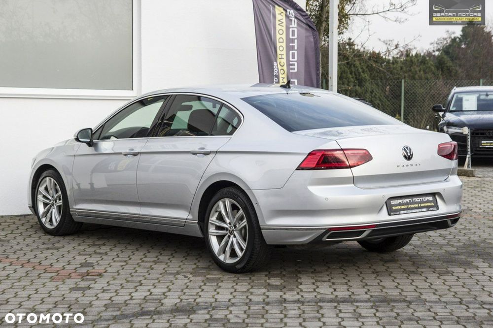 Volkswagen Passat - 18