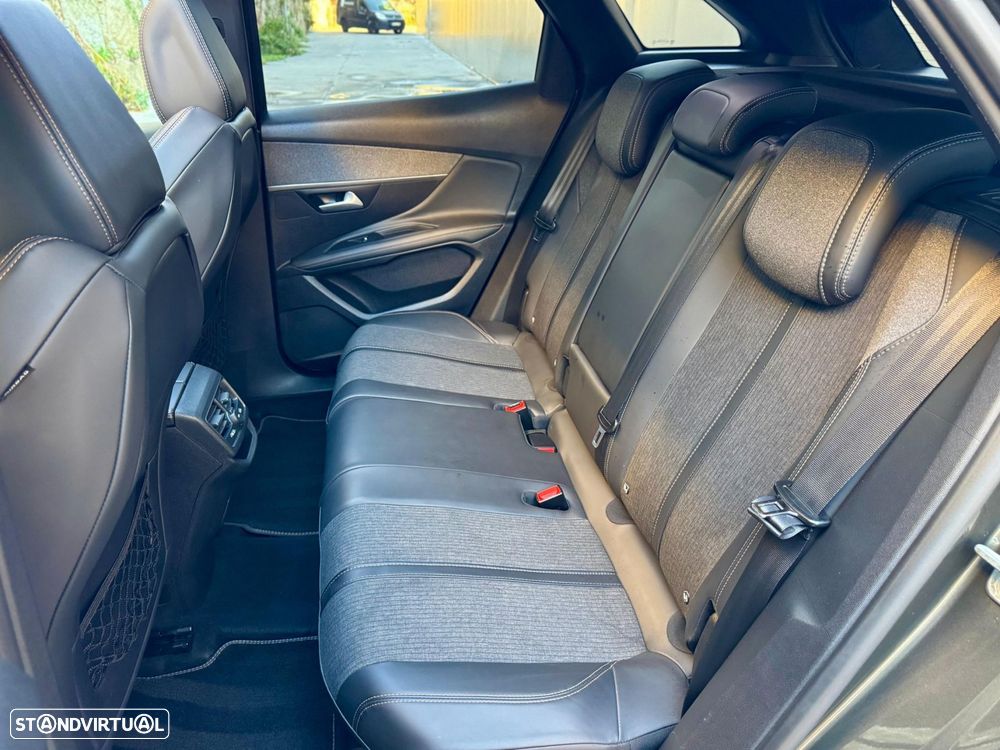 Peugeot 3008 1.6 BlueHDi GT Line Grip Control EAT6 - 43