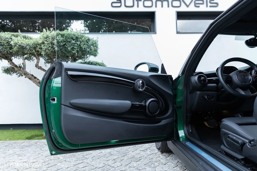 MINI 3 Portas Cooper Auto - 13