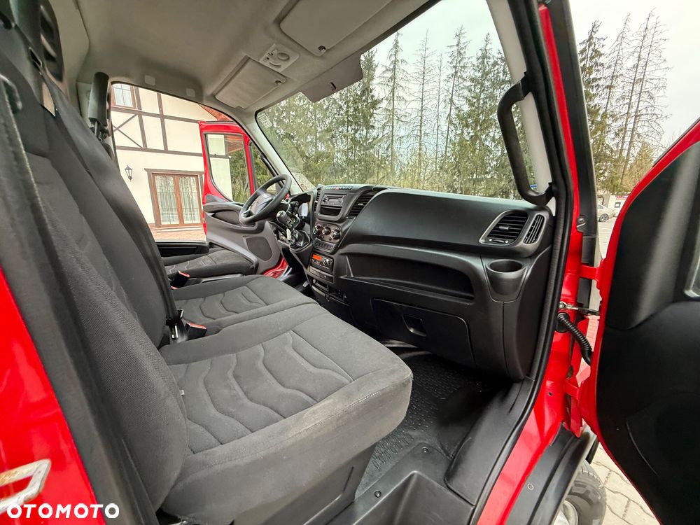 Iveco DAILY 35S - 27