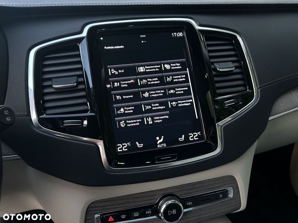 Volvo XC 90 - 27