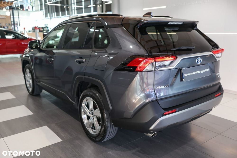 Toyota RAV4 - 5