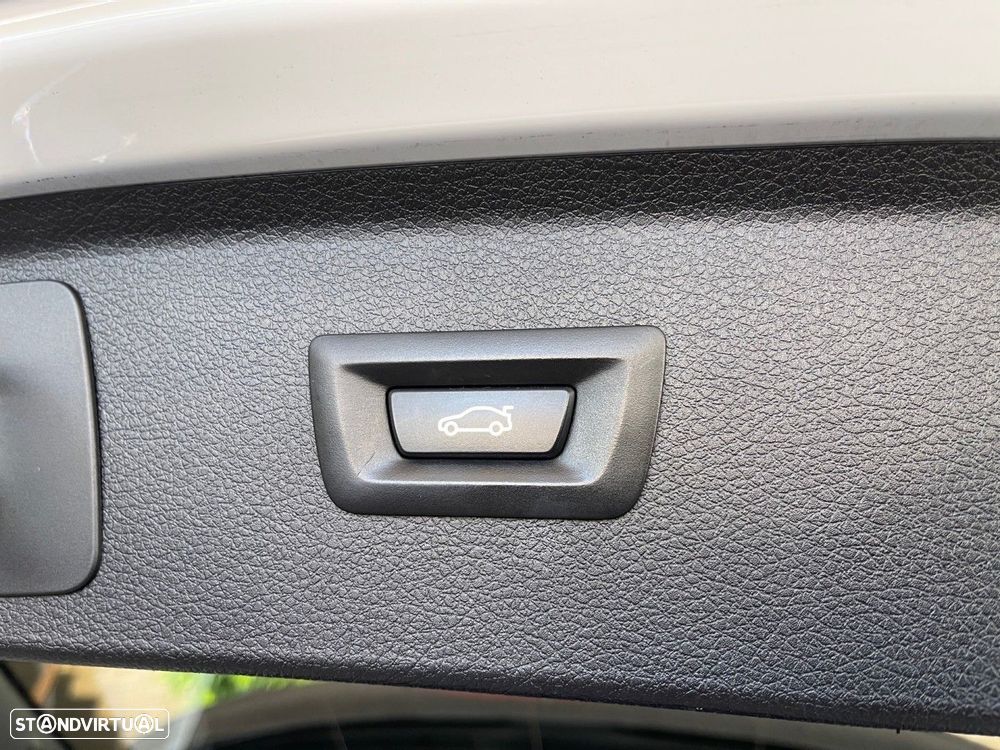 BMW 216 Active Tourer d Pack M - 13