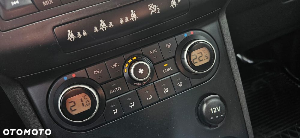 Nissan Qashqai+2 - 38