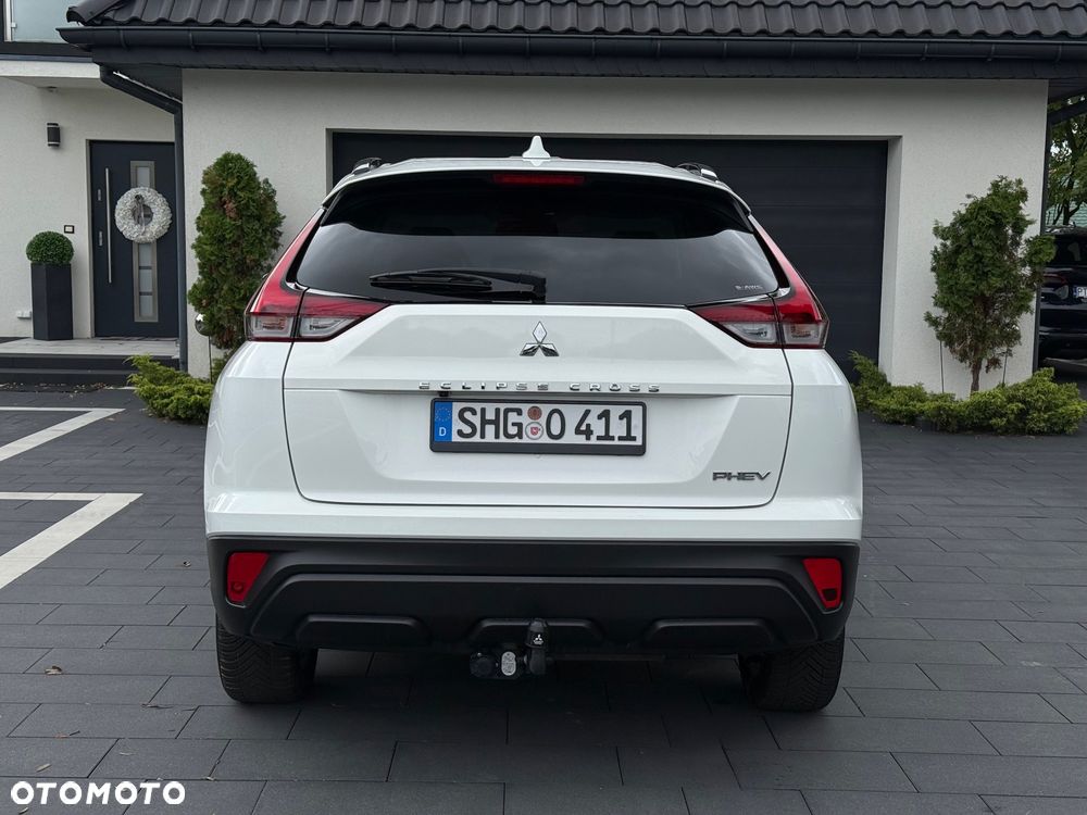 Mitsubishi Eclipse Cross 4WD Plus - 11
