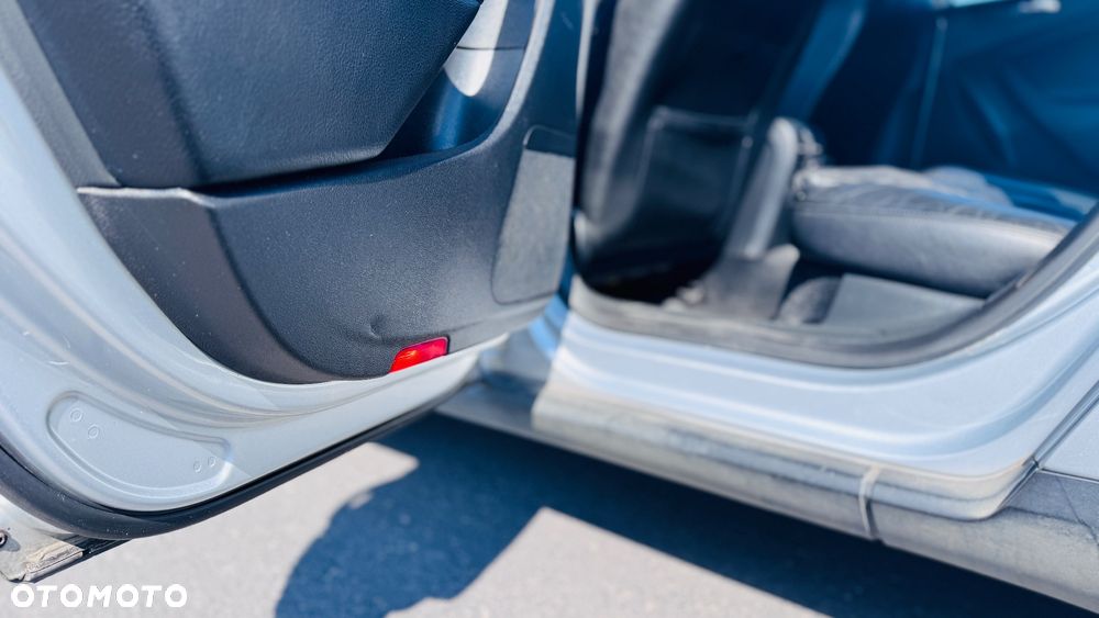 Volkswagen Passat - 20