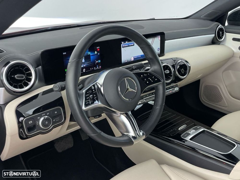 Mercedes-Benz CLA 220 d Shooting Brake AMG Line Aut. - 15