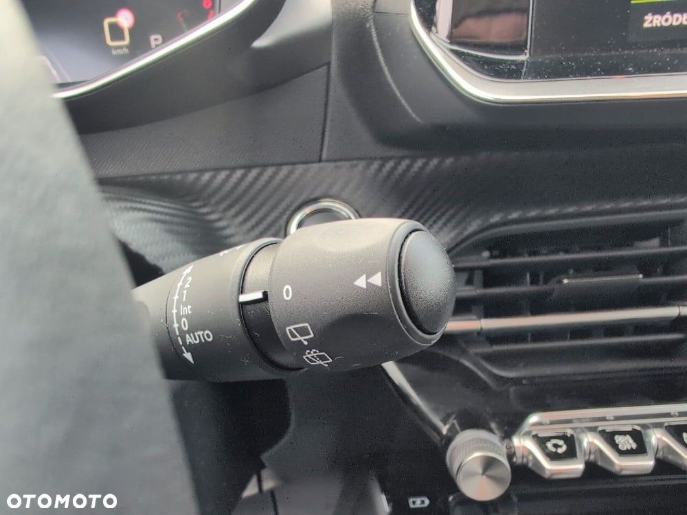 Peugeot 208 1.2 PureTech Allure Pack S&S EAT8 - 18