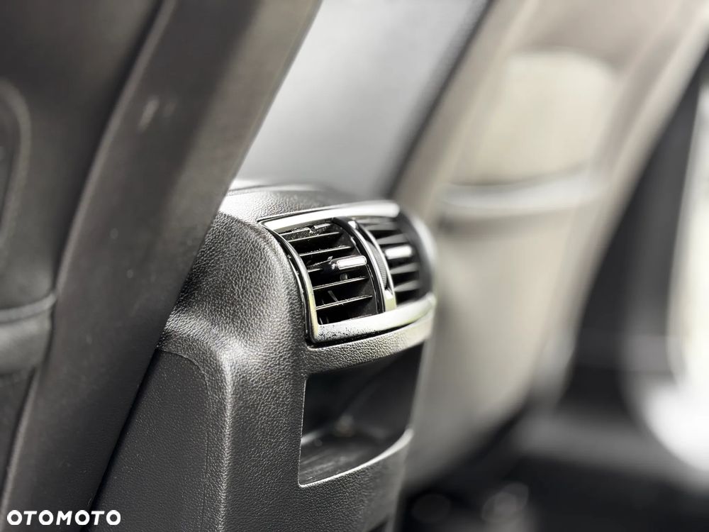 Opel Insignia - 28