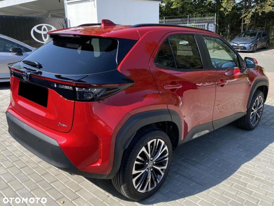 Toyota Yaris Cross Hybrid 1.5 Executive AWD - 4