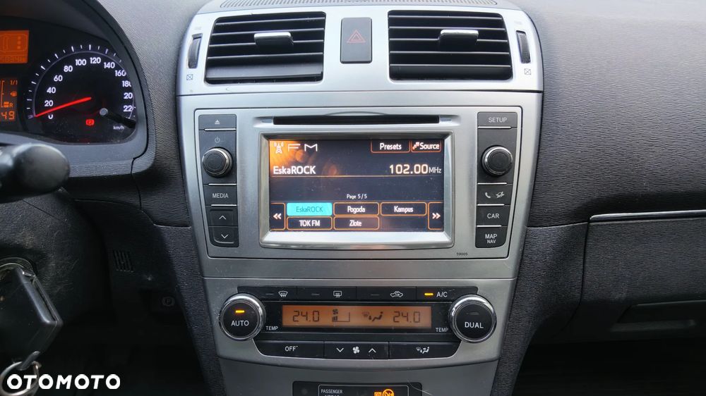 Toyota Avensis 1.8 Style - 13
