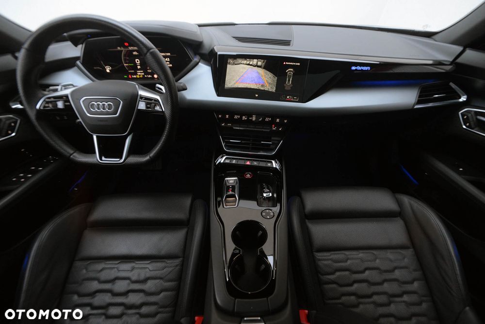 Audi e-tron GT - 28
