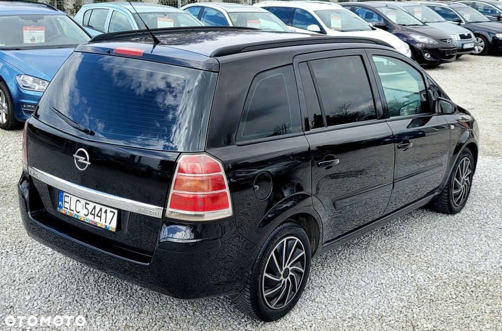 Opel Zafira 1.9 CDTI Essentia - 4