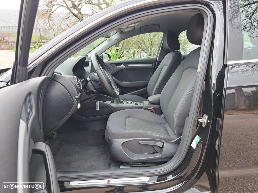 Audi A3 1.6 TDI - 12