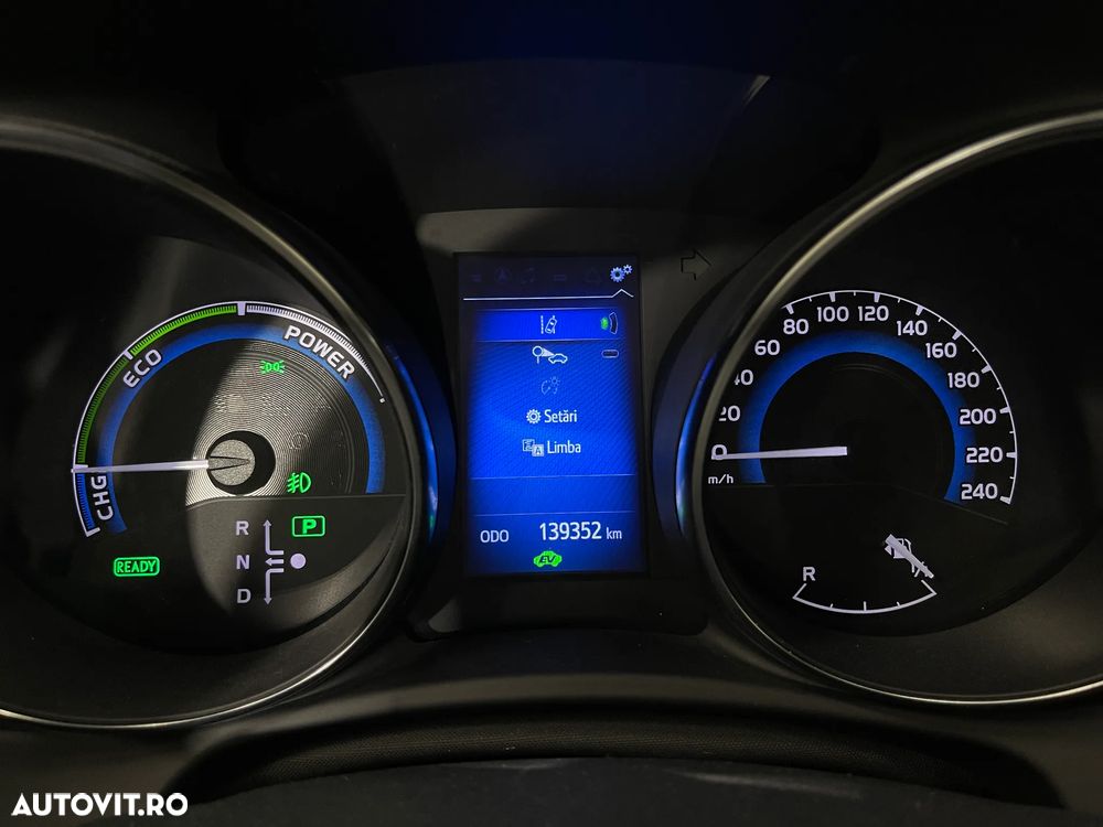 Toyota Auris 1.8 L VVT-i TS Hybrid Luna - 24