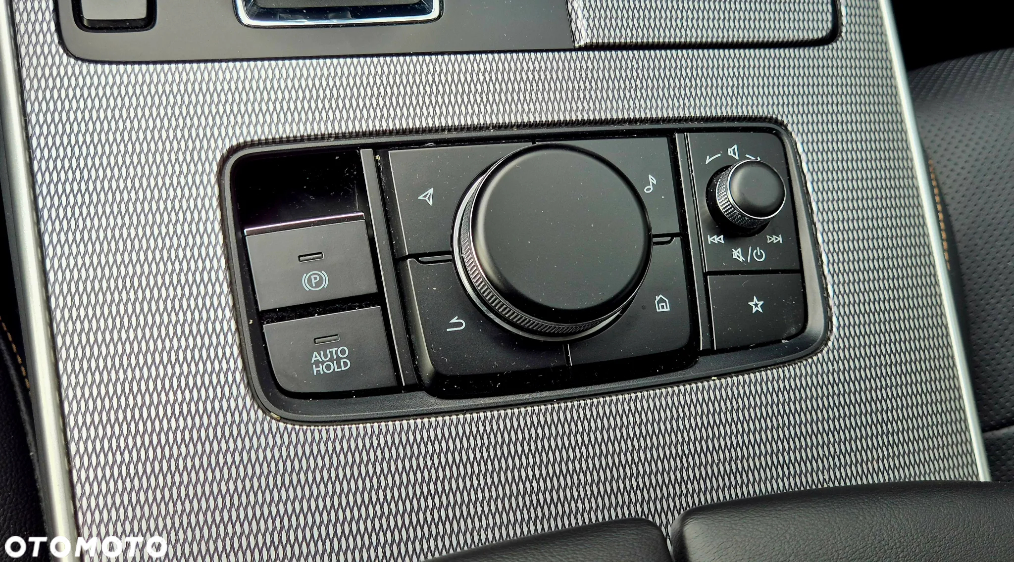 Mazda CX-60 - 10
