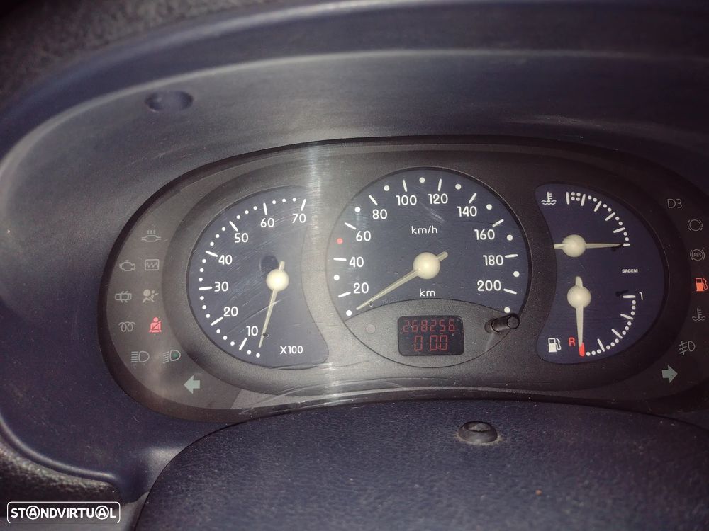 Renault Clio 1.2 16V Tech´Road - 6