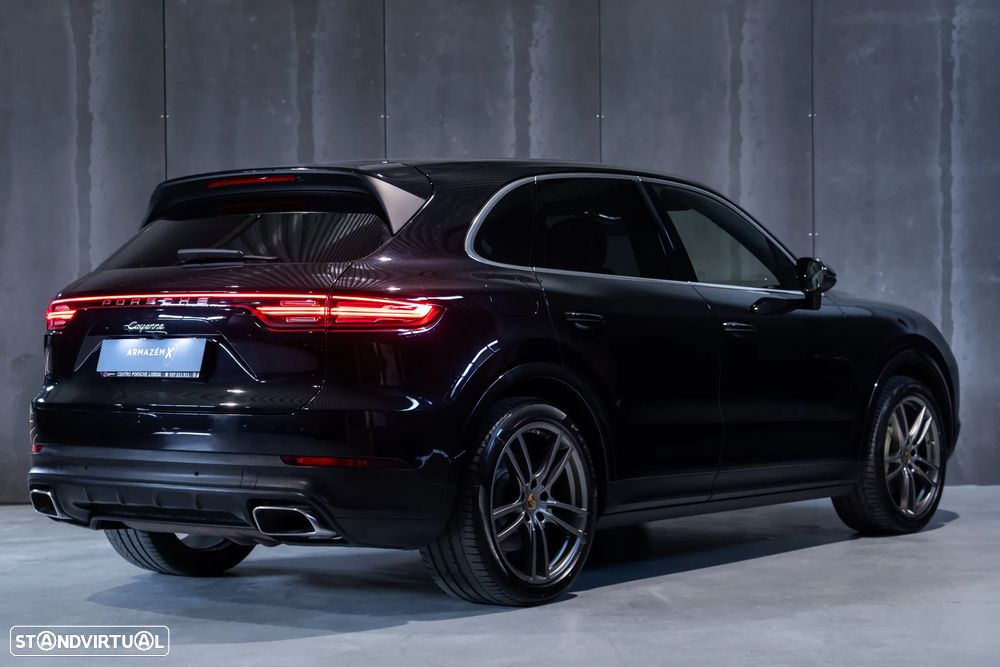 Porsche Cayenne - 4