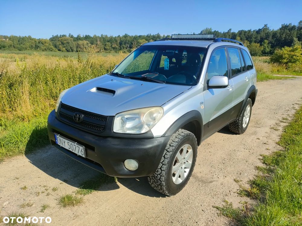 Toyota RAV4 2.0 D-4D 4x4 - 2