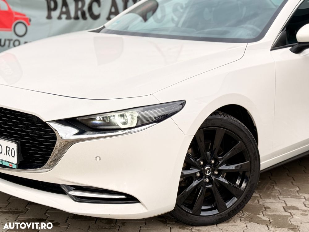 Mazda 3 e-Skyactiv X186 AT MHEV Exclusive-Line - 24