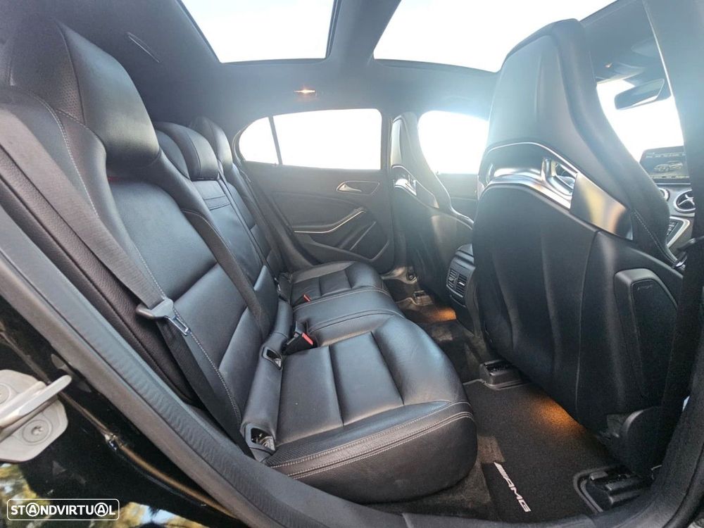 Mercedes-Benz GLA 45 AMG 4-Matic - 38