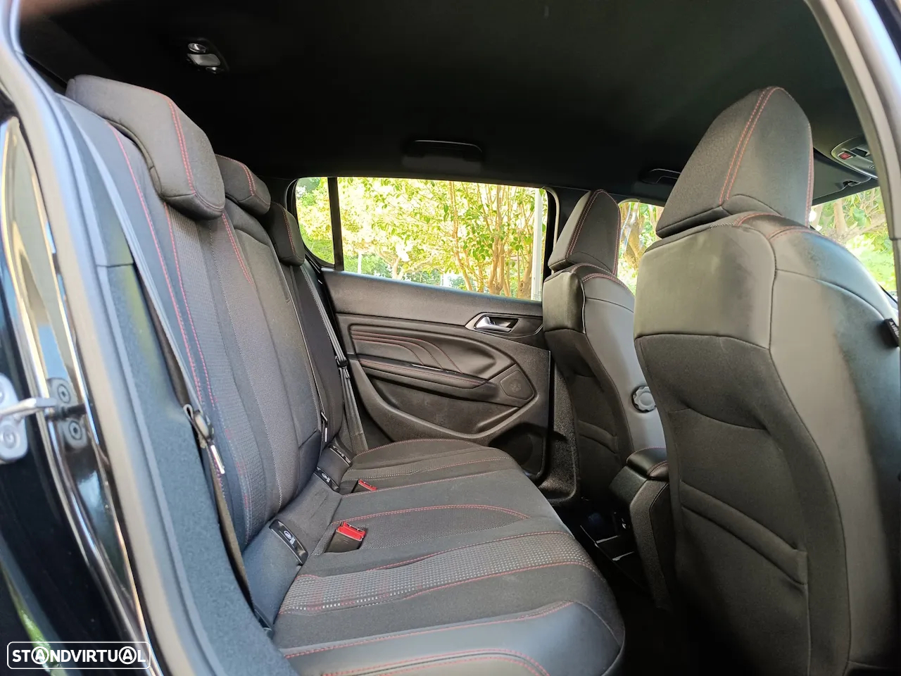 Peugeot 308 1.2 PureTech GT Line EAT8 - 30
