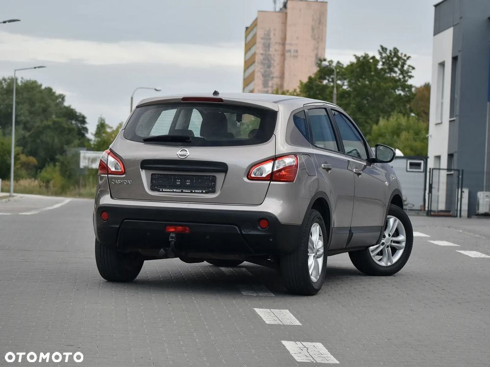 Nissan Qashqai - 12