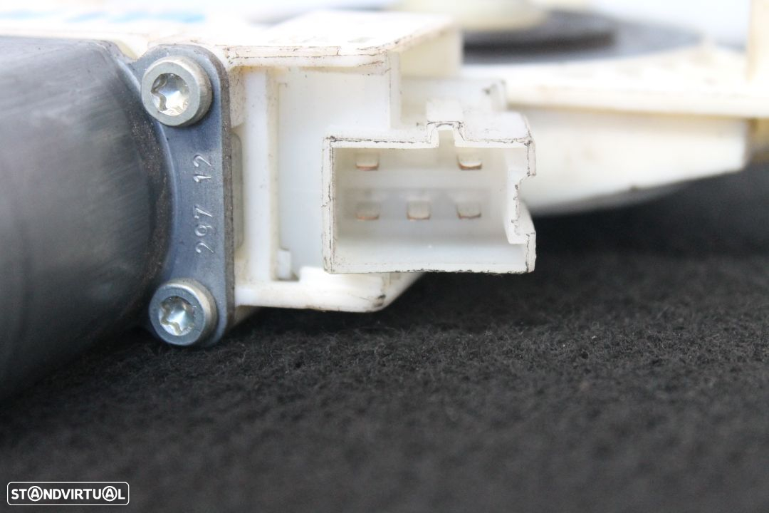 Motor Elevador Vidro Mercedes W176 - 3