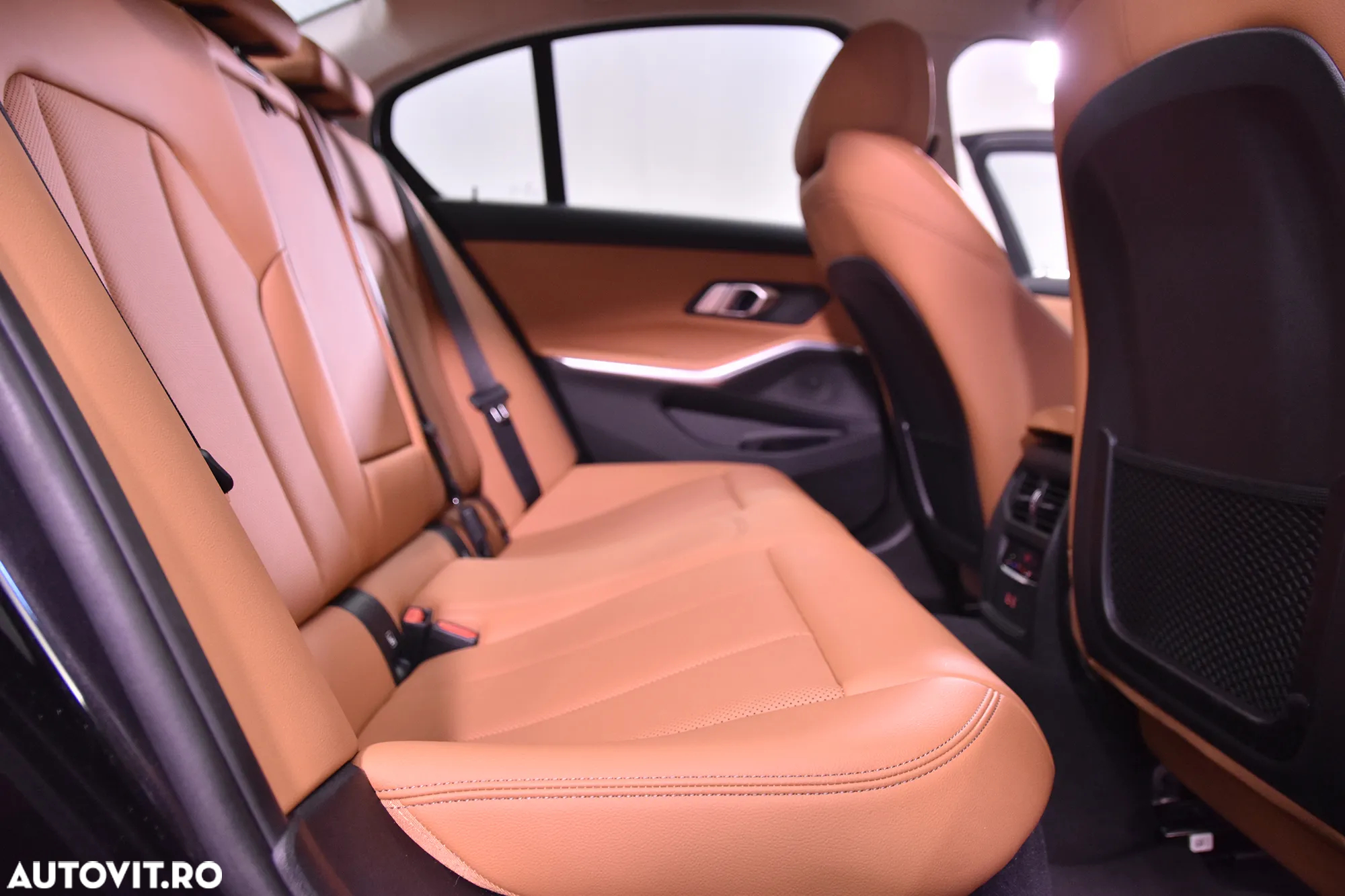 BMW Seria 3 320e AT PHEV - 12