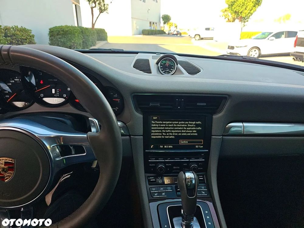 Porsche 911 Carrera 4S PDK - 9