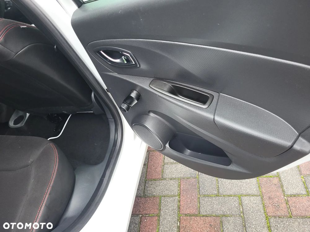 Renault Clio 1.2 16V 75 LIMITED - 21