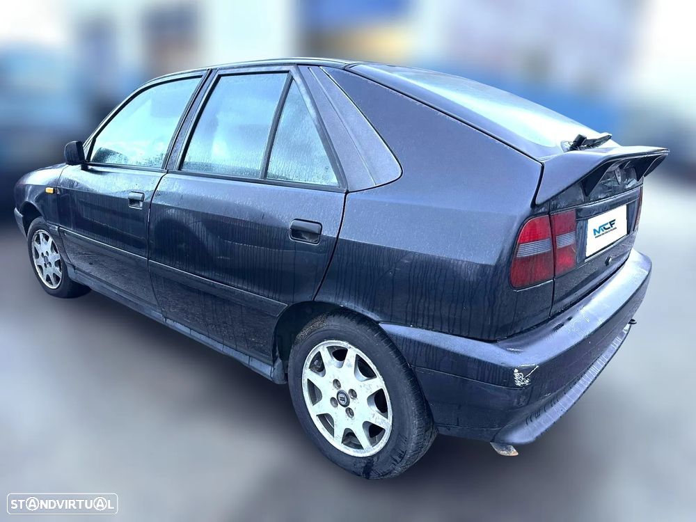 LANCIA Delta II (836) 1.4 i.e. Gasolina 69 cv  51 kW 1994 - 1999 160 A1.046 para peças - 4