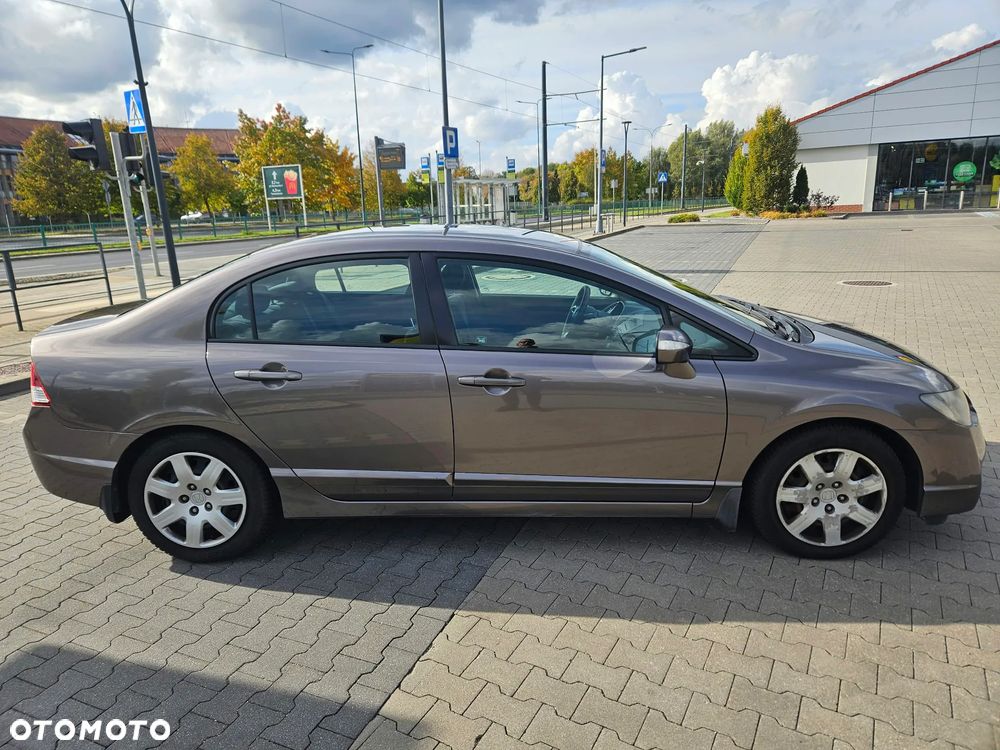 Honda Civic 1.8 Comfort - 7
