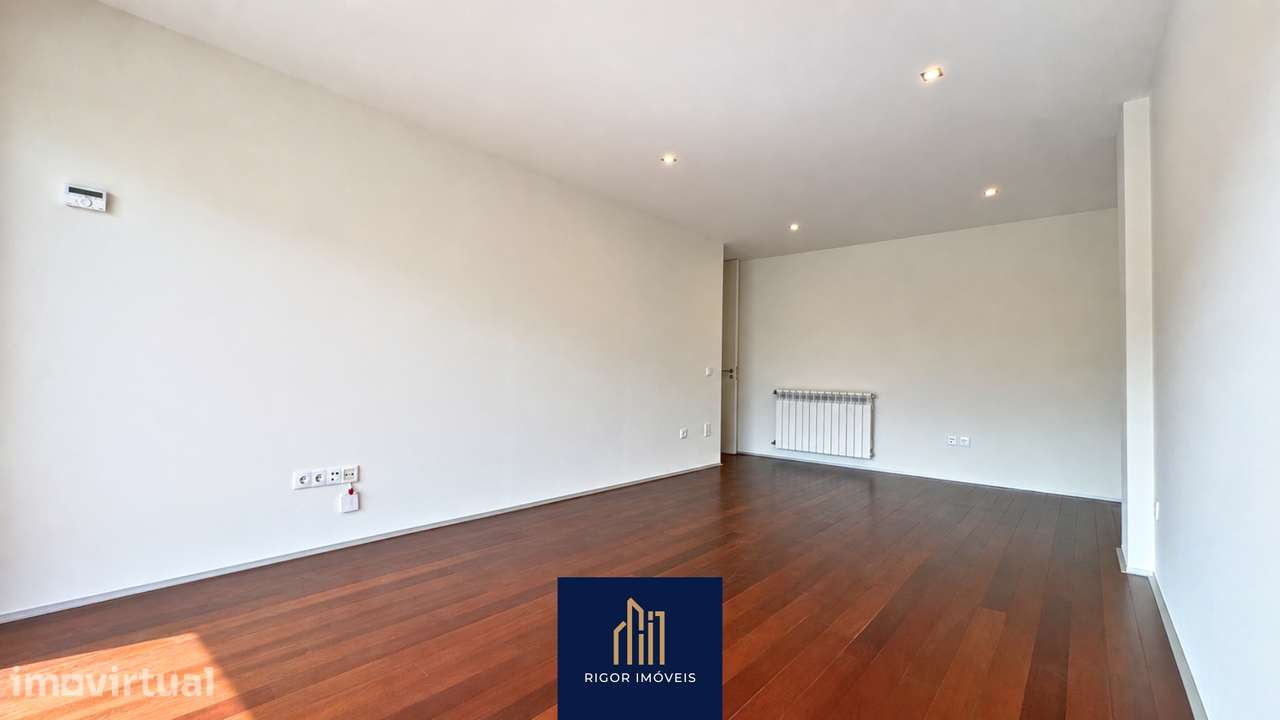 Apartamento T1 Semi-Novo | Póvoa de Varzim - Centro/Balnear - Grande imagem: 5/24